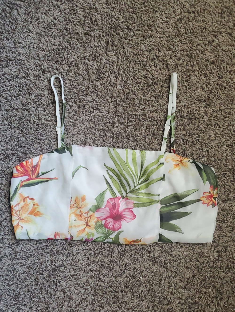 Miss Avenue White Tropical Floral Crop Tank
